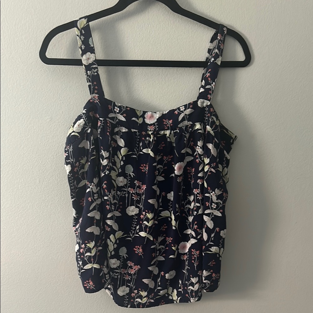 Gap Navy Blue Floral Flowy Camisole Tank Top, Size Medium